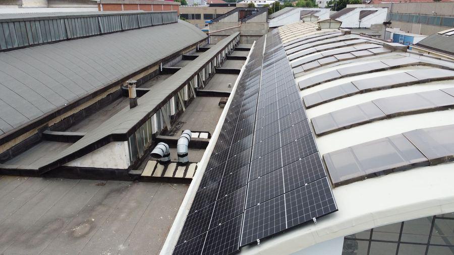 Impianto fotovoltaico su capannone pasta 80 kWp a Rivoli